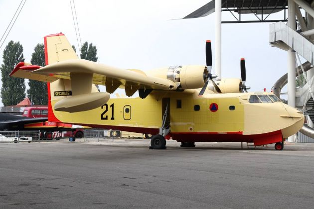 Technikmuseum Speyer - Canadair CL 215, ein Mehrzweck-Amphibienflugzeug Technikmuseum Speyer - Canadair CL 215, ein Mehrzweck-Amphibienflugzeug