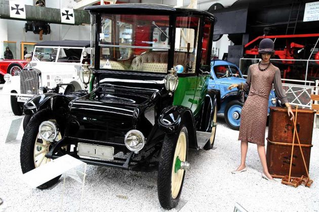Technikmuseum Speyer - das Detroit Electric Model C, ein zweisitziges Coupé der Anderson Carriage Company, Detroit, USA Technikmuseum Speyer - das Detroit Electric Model C, ein zweisitziges Coupé der Anderson Carriage Company, Detroit, USA
