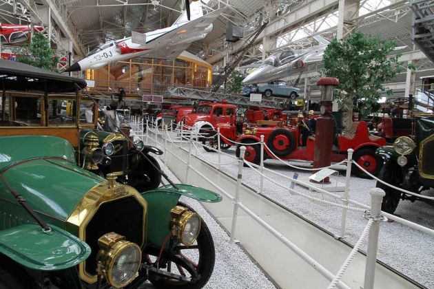 Technikmuseum Speyer - eine Parade historischer Feuerwehr-Fahrzeuge in der Liller Halle Technikmuseum Speyer - eine Parade historischer Feuerwehr-Fahrzeuge in der Liller Halle