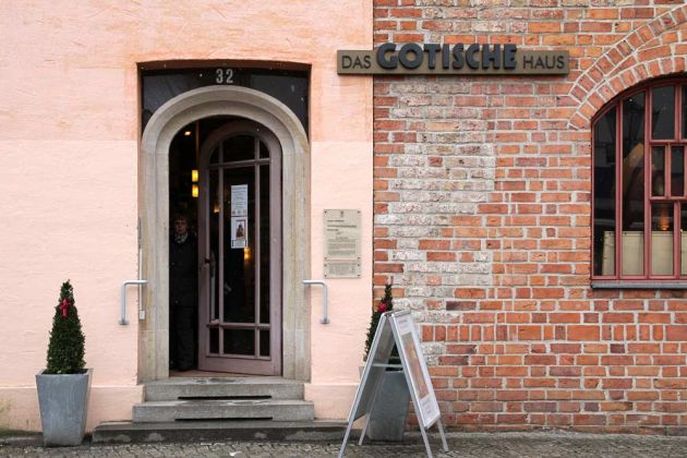 Stadtrundfahrt Berlin - Berlin-Spandau, Gotisches Haus, Stadtgeschichtliches Museum Spandau Stadtrundfahrt Berlin - Berlin-Spandau, Gotisches Haus, Stadtgeschichtliches Museum Spandau