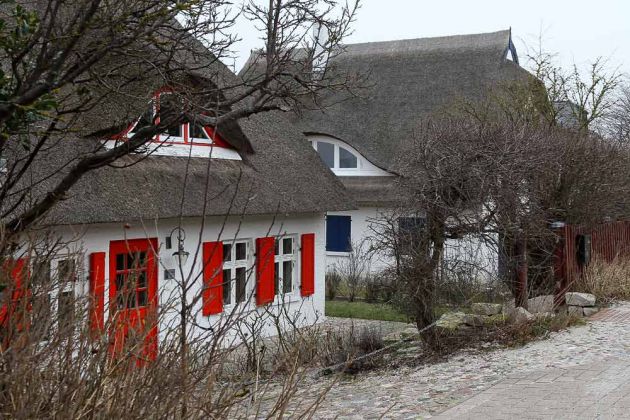 Das Ostseebad und Künstlerdorf Ahrenshoop auf dem Fischland Das Ostseebad und Künstlerdorf Ahrenshoop auf dem Fischland