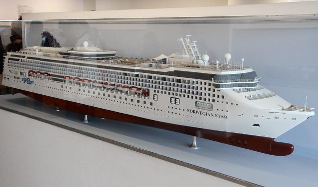 Besichtigung der Meyer-Werft in Papenburg Besichtigung der Meyer-Werft in Papenburg