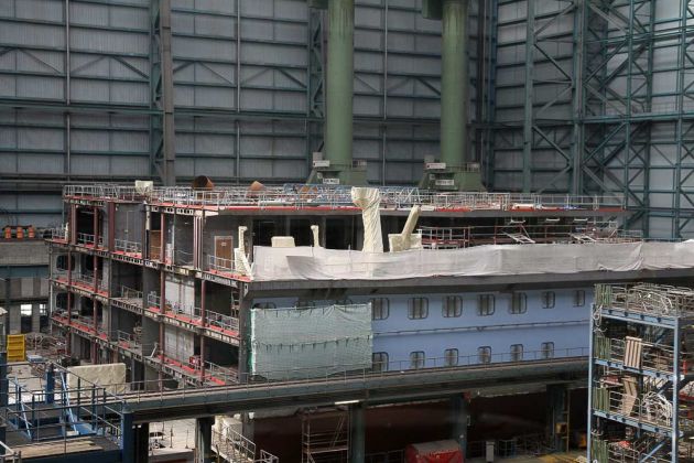 Besichtigung der Meyer-Werft in Papenburg Besichtigung der Meyer-Werft in Papenburg