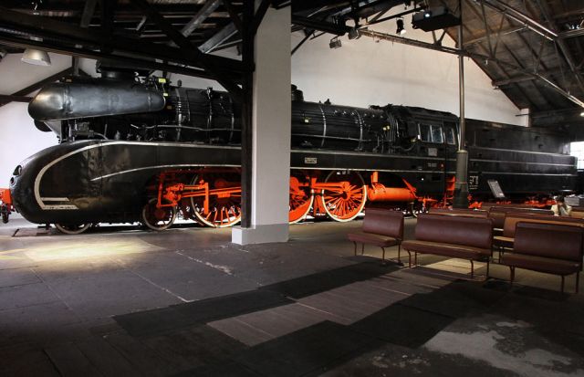 Baureihen deutscher Dampfloks - 10 001 - Deutsches Dampflok Museum