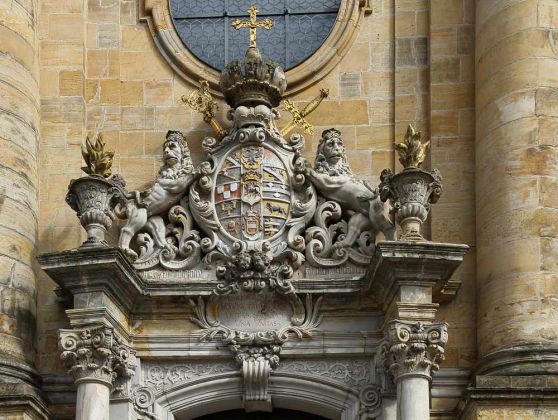 Portal der Wallfahrtskirche zur Heiligen Dreifaltigkeit, Gößweinstein Portal der Wallfahrtskirche zur Heiligen Dreifaltigkeit, Gößweinstein