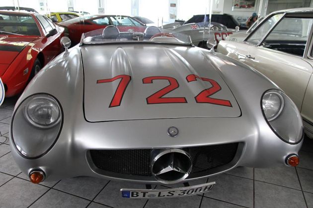 Deutsches Fahrzeugmuseum Fichtelberg - Dieser Mercedes-Benz Rennsportwagen 300 SLR von 1955 ist eine Replica Deutsches Fahrzeugmuseum Fichtelberg - Dieser Mercedes-Benz Rennsportwagen 300 SLR von 1955 ist eine Replica