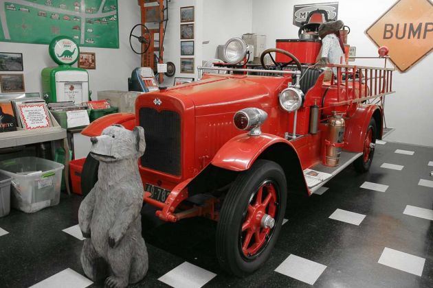 International Fire Truck - Feuerwehr-Oldtimer USA International Fire Truck - Feuerwehr-Oldtimer USA