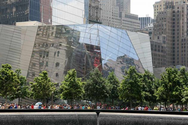 Ground Zero, das 9/11 Memorial 'Reflecting Absence' - Financial District Manhattan, New York City Ground Zero, das 9/11 Memorial 'Reflecting Absence' - Financial District Manhattan, New York City