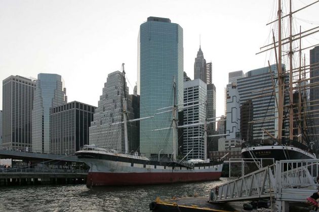 South Street Seaport Museum - Manhattan, New York South Street Seaport Museum - Manhattan, New York
