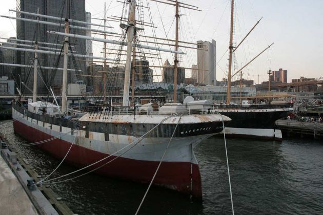 South Street Seaport Museum - Manhattan, New York South Street Seaport Museum - Manhattan, New York