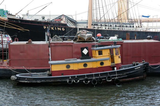 South Street Seaport Museum - Manhattan, New York South Street Seaport Museum - Manhattan, New York