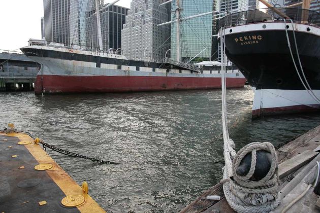 South Street Seaport Museum - Manhattan, New York South Street Seaport Museum - Manhattan, New York