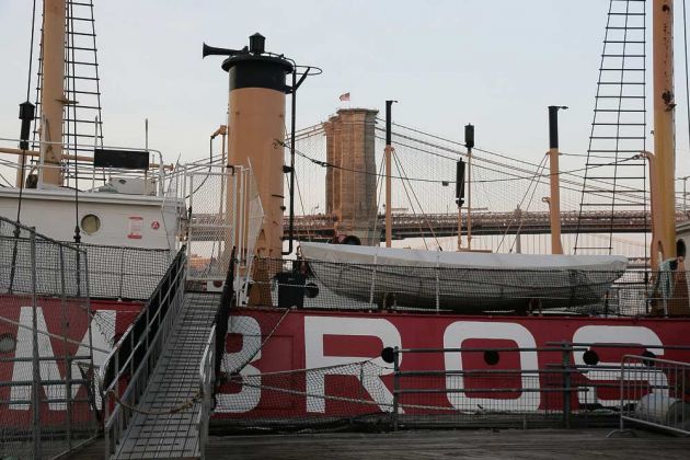 South Street Seaport Museum - Manhattan, New York South Street Seaport Museum - Manhattan, New York
