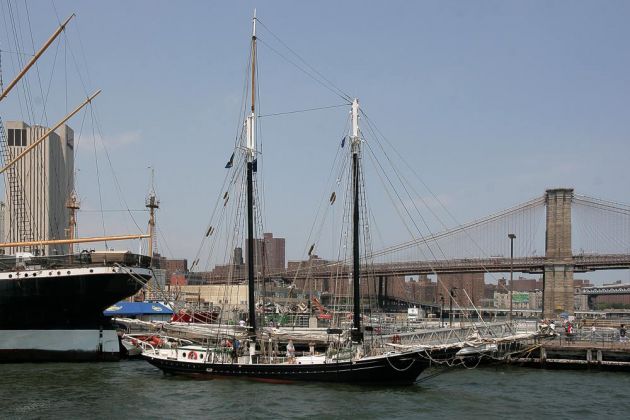 South Street Seaport Museum - Manhattan, New York South Street Seaport Museum - Manhattan, New York