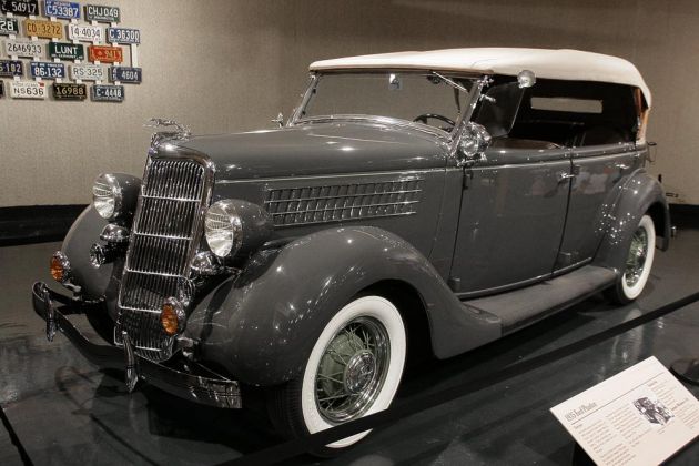 Automuseum Sandwich, Cape Cod, Massachussetts - Ford Phaeton Automuseum Sandwich, Cape Cod, Massachussetts - Ford Phaeton