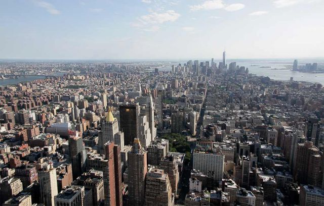 Von Midtown Manhattan bis zur Südspitze der Insel - Blick Empire State Building, Manhattan, New York City Von Midtown Manhattan bis zur Südspitze der Insel - Blick Empire State Building, Manhattan, New York City
