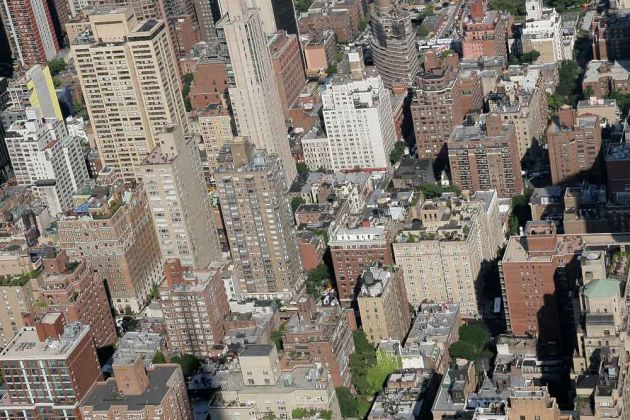 Das Empire State Building - Strassenschluchten in Midtown Manhattan, New York City Das Empire State Building - Strassenschluchten in Midtown Manhattan, New York City