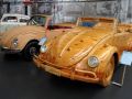 Mann, ist der schön, ein Volkswagen-Käfer… und ganz aus Holz - AutoMuseum Volkswagen