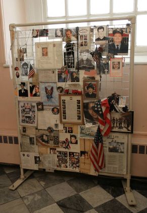 Memorabilien vom Einsturz der Twin Towers am 11. September 2001 in der St. Paul's Chapel - Lower Manhattan, New York City Memorabilien vom Einsturz der Twin Towers am 11. September 2001 in der St. Paul's Chapel - Lower Manhattan, New York City