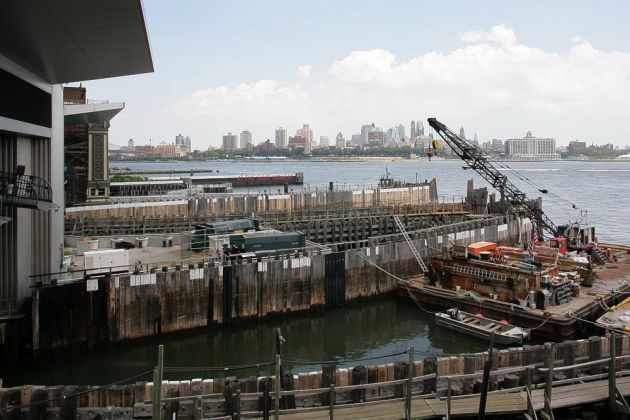 New York City - Staten Island Ferry Terminal, Manhattan New York City - Staten Island Ferry Terminal, Manhattan