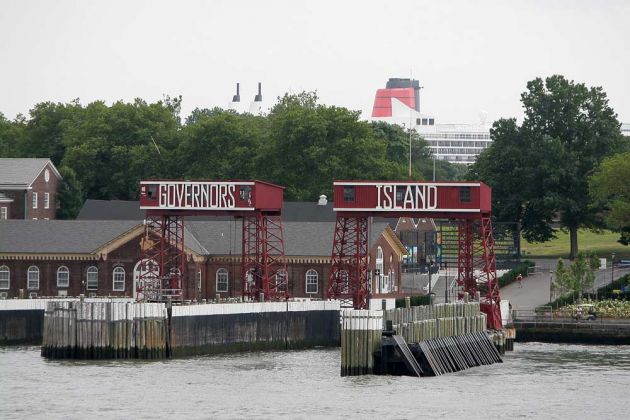 New York City - Ferry Terminal, Gorvernors Island New York City - Ferry Terminal, Gorvernors Island