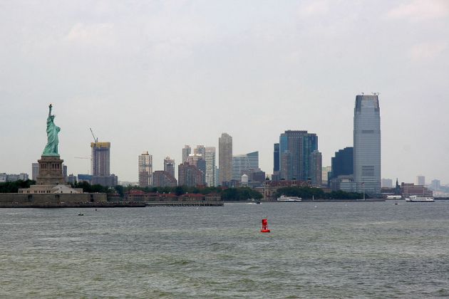Statue of Liberty, die Freiheitsstatue vor Hoboken, New Jersey Statue of Liberty, die Freiheitsstatue vor Hoboken, New Jersey