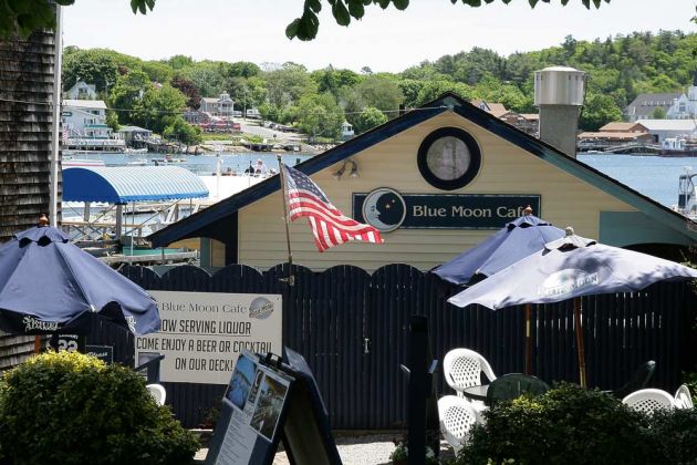 Blue Moon Cafe, Commercial Street, Boothbay Harbor - Midcoast Maine Blue Moon Cafe, Commercial Street, Boothbay Harbor - Midcoast Maine