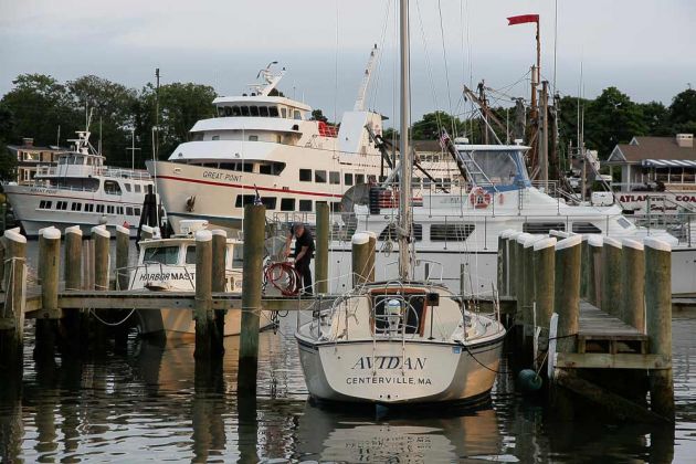 Hyannis Inner Harbour, Cape Cod - Massachussetts Hyannis Inner Harbour, Cape Cod - Massachussetts
