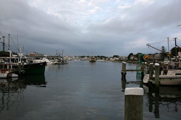Hyannis Inner Harbour, Cape Cod - Massachussetts Hyannis Inner Harbour, Cape Cod - Massachussetts