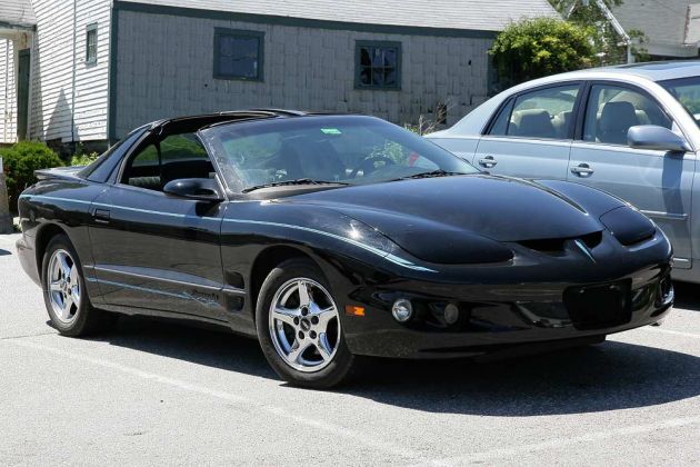US Sports Cars Oldtimer - Pontiac Firebird US Sports Cars Oldtimer - Pontiac Firebird