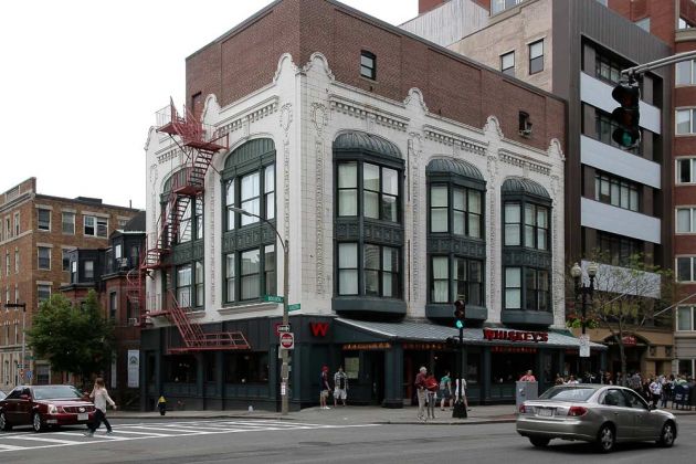 Beacon Street - Boston, Massachussetts Beacon Street - Boston, Massachussetts