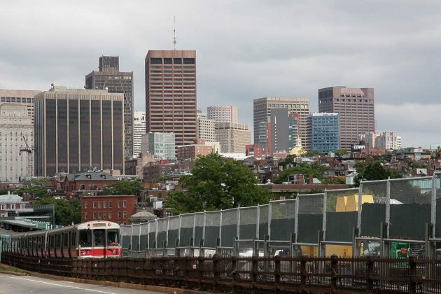 Longfellow Bridge mit Beacon Hill - Boston, Massachussetts Longfellow Bridge mit Beacon Hill - Boston, Massachussetts