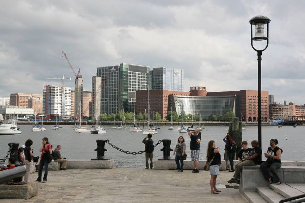 Harbor Walk - Long Wharf, Boston, Massachussetts Harbor Walk - Long Wharf, Boston, Massachussetts