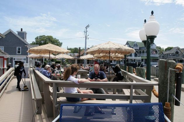 Oak Bluffs, Martha's Wineyard - Massachussetts Oak Bluffs, Martha's Wineyard - Massachussetts