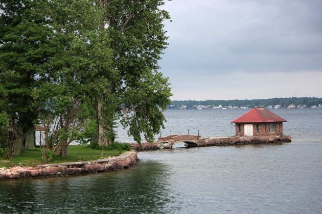 Thousand Islands Tour Thousand Islands Tour