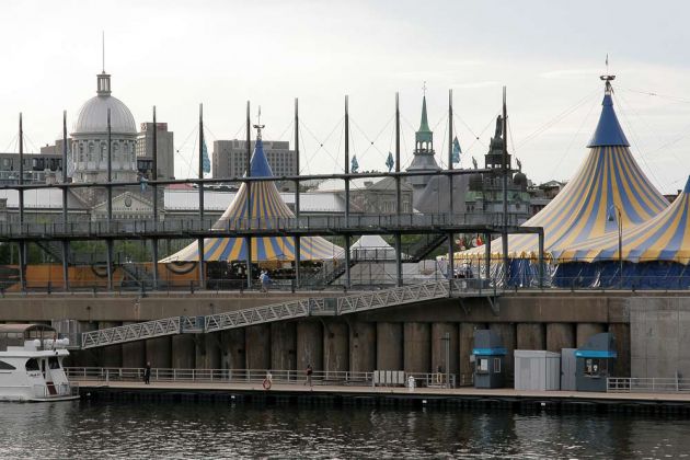 Der Hafen Montréals am St. Lorenz Strom - Old Port of Montreal - Vieux-Port de Montréal Der Hafen Montréals am St. Lorenz Strom - Old Port of Montreal - Vieux-Port de Montréal
