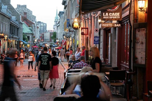 Rue Saint Paul - Vieux-Montréal Rue Saint Paul - Vieux-Montréal