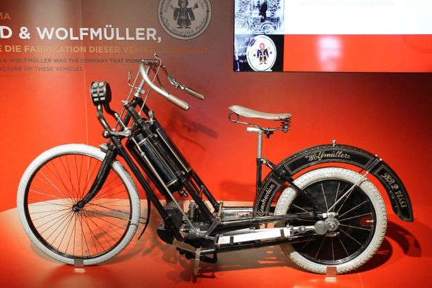 Motorrad Oldtimer - Hildebrand und Wolfmüller 
