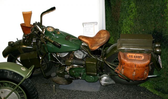 Motorrad Oldtimer - Harley-Davidson WLA 45