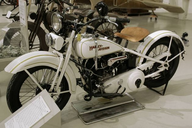 Motorrad-Oldtimer - Harley-Davidson Model V, Baujahr 1932