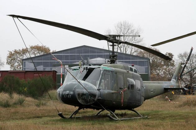 Bell UH-1-D - leichter Mehrzweckhubschrauber, auch Huey genannt - Aeronauticum Nordholz