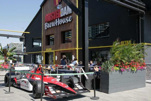 Das Amsterdam Brewhouse an der Toronto Harbourfront Das Amsterdam Brewhouse an der Toronto Harbourfront