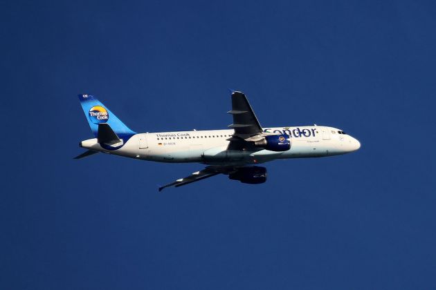 Airbus 320-212 - Hannover-Langenhagen Airbus 320-212 - Hannover-Langenhagen