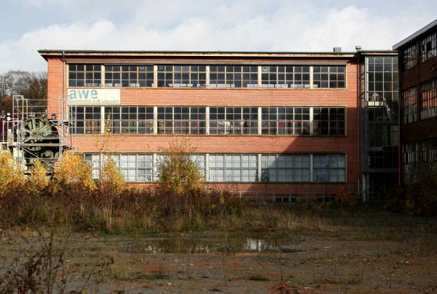 Das Museum Automobile Welt Eisenach im denkmalgeschützten Gebäude O 2 aus dem Jahre 1935 Das Museum Automobile Welt Eisenach im denkmalgeschützten Gebäude O 2 aus dem Jahre 1935