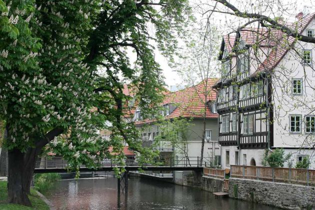 Die Gera und die kleine Brücke über die Horngasse - Erfurt, Thüringen Die Gera und die kleine Brücke über die Horngasse - Erfurt, Thüringen