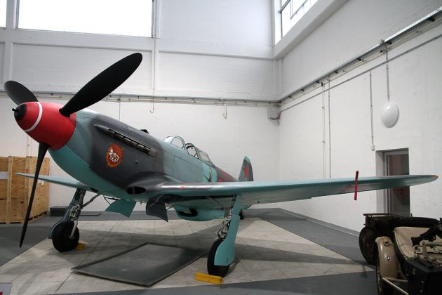 Flugzeugmuseum Hangar 10 Usedom - Jakolew JAK 9 UM Flugzeugmuseum Hangar 10 Usedom - Jakolew JAK 9 UM