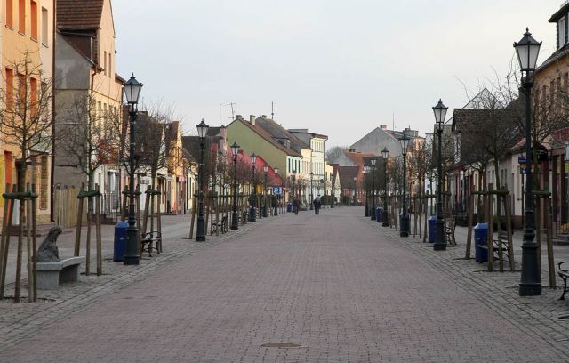 Kościuszki Strasse - die Hauptstrasse von Łeba