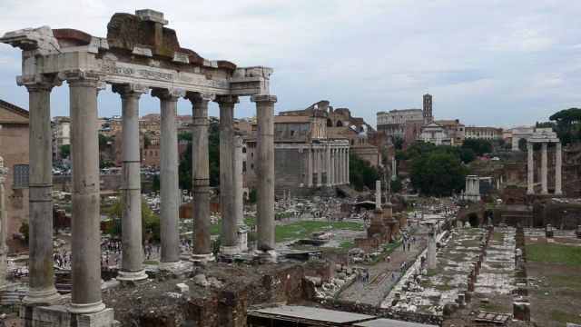 Städtereise Rom - Forum Romanum, Tempel des Saturn