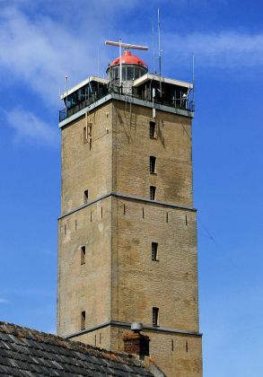 Brandaris, der 54 Meter hohe Leuchtturm in West-Terschelling - der älteste Leuchtturm der Niederlande aus dem Jahre 1594 Brandaris, der 54 Meter hohe Leuchtturm in West-Terschelling - der älteste Leuchtturm der Niederlande aus dem Jahre 1594