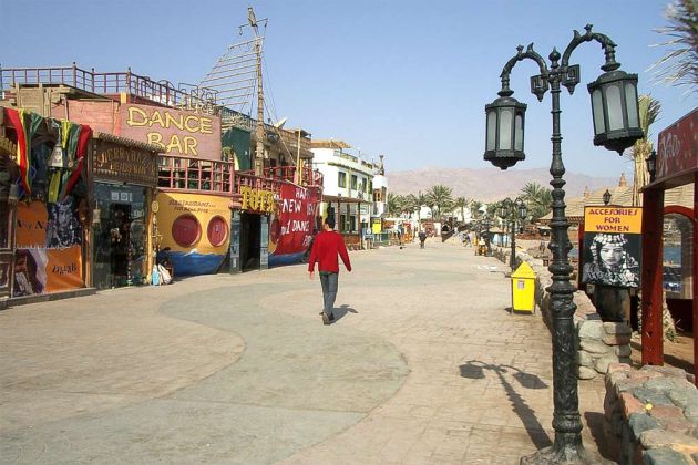 Dahab, Sinai, Rotes Meer - Ägypten Dahab, Sinai, Rotes Meer - Ägypten